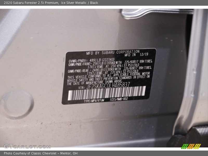 Ice Silver Metallic / Black 2020 Subaru Forester 2.5i Premium