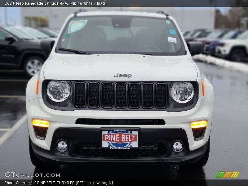 Alpine White / Black 2021 Jeep Renegade Latitude 4x4