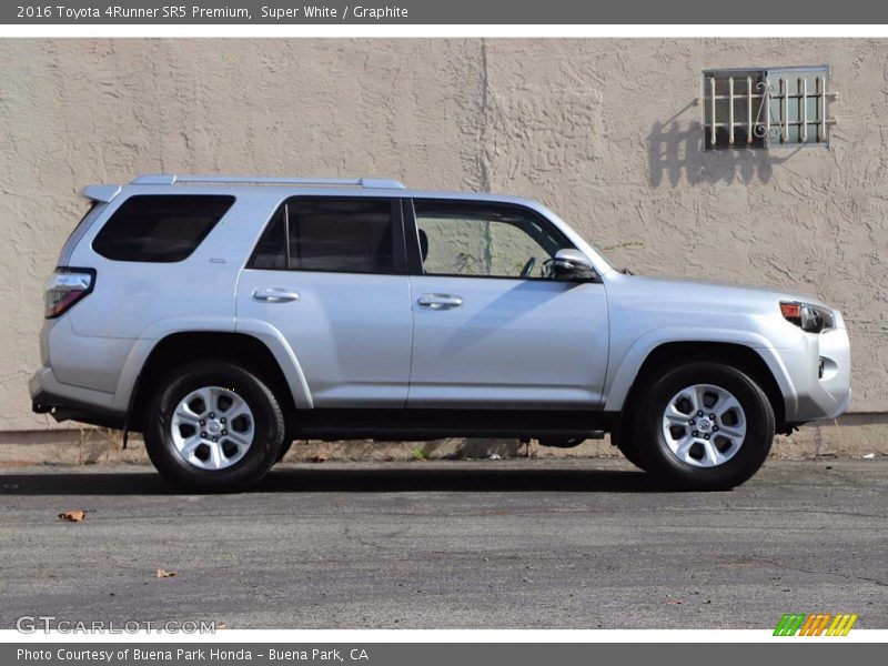 Super White / Graphite 2016 Toyota 4Runner SR5 Premium