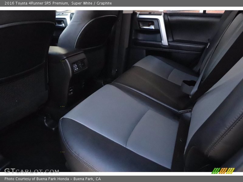 Super White / Graphite 2016 Toyota 4Runner SR5 Premium