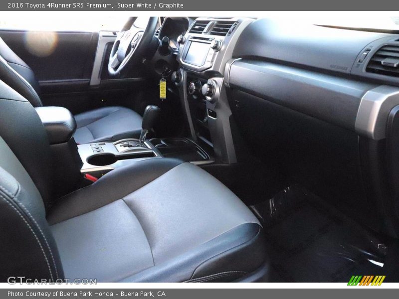 Super White / Graphite 2016 Toyota 4Runner SR5 Premium