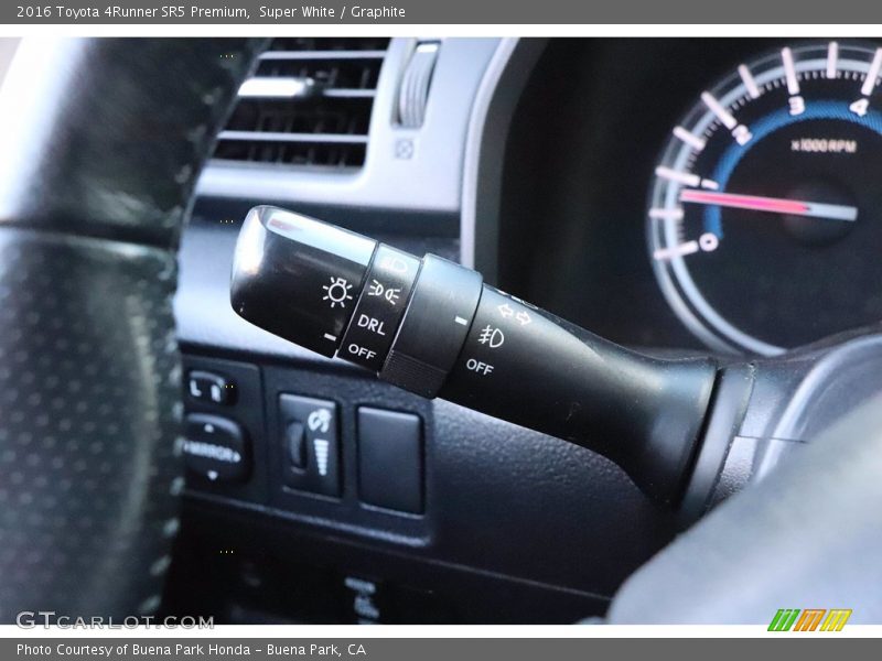 Super White / Graphite 2016 Toyota 4Runner SR5 Premium