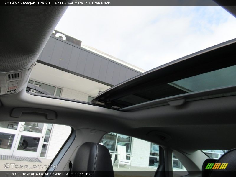 White Silver Metallic / Titan Black 2019 Volkswagen Jetta SEL