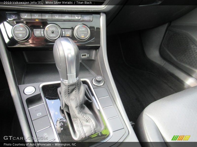 White Silver Metallic / Titan Black 2019 Volkswagen Jetta SEL