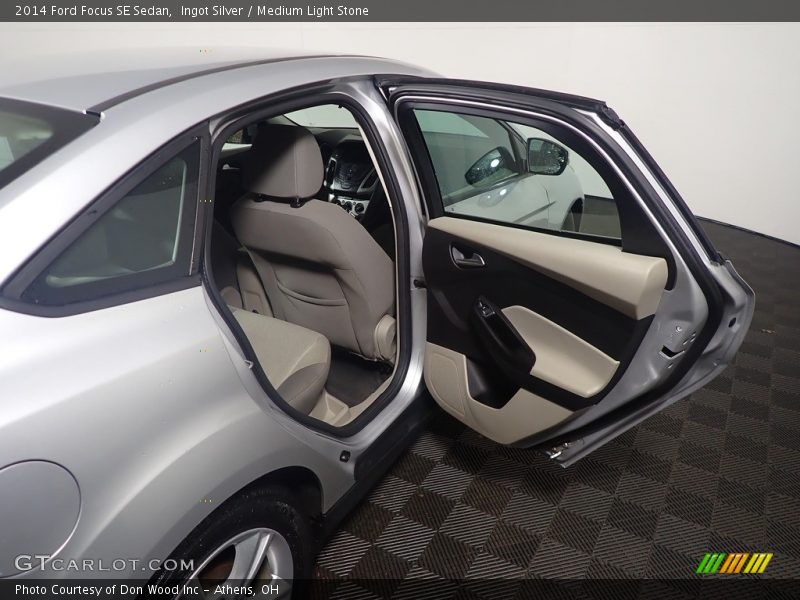 Ingot Silver / Medium Light Stone 2014 Ford Focus SE Sedan