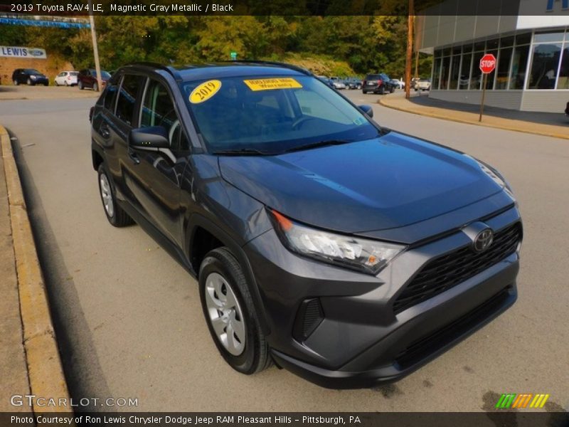 Magnetic Gray Metallic / Black 2019 Toyota RAV4 LE
