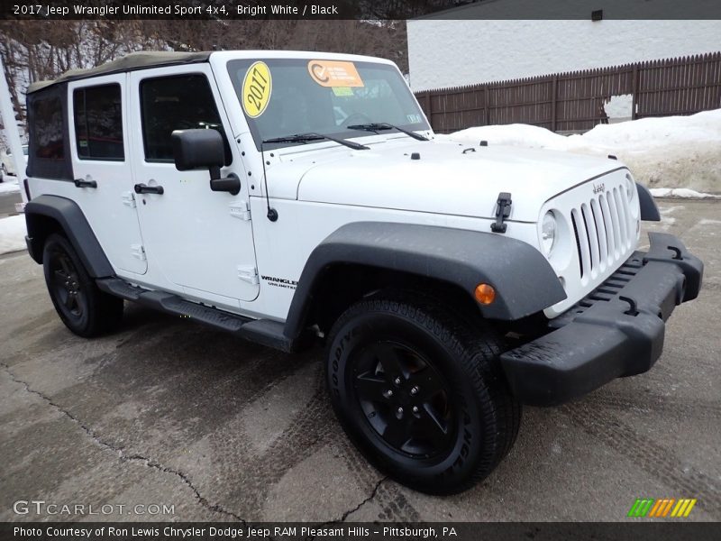 Bright White / Black 2017 Jeep Wrangler Unlimited Sport 4x4