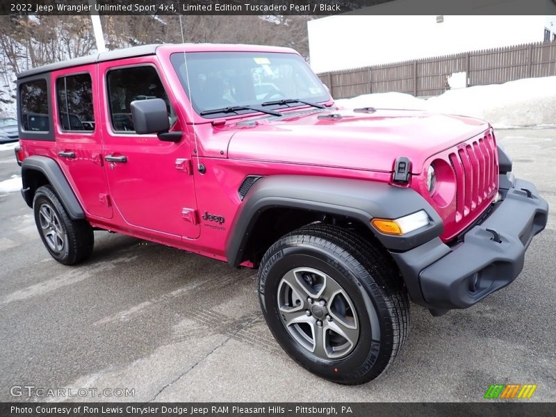 Front 3/4 View of 2022 Wrangler Unlimited Sport 4x4