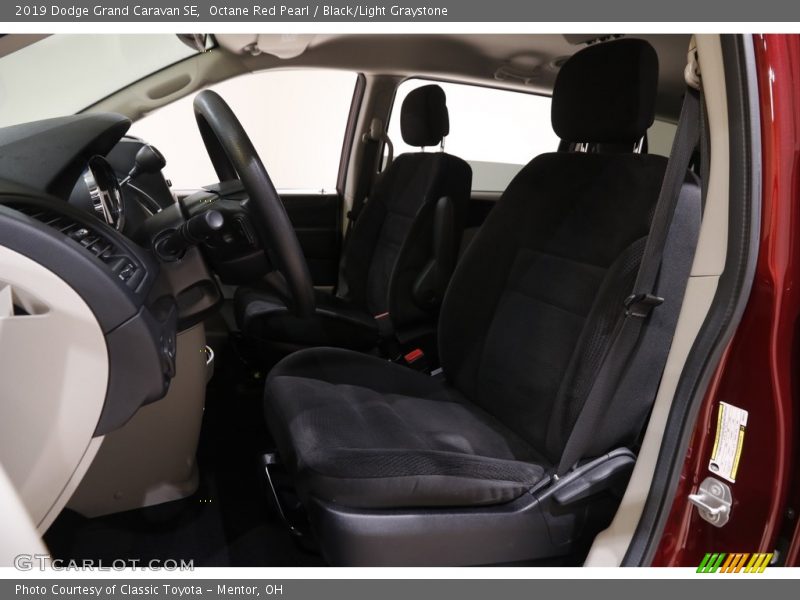 Octane Red Pearl / Black/Light Graystone 2019 Dodge Grand Caravan SE