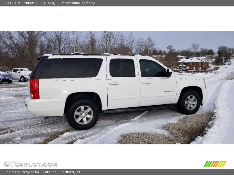 Summit White / Ebony 2011 GMC Yukon XL SLE 4x4