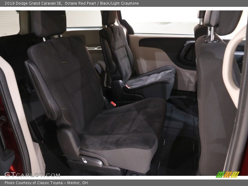 Octane Red Pearl / Black/Light Graystone 2019 Dodge Grand Caravan SE