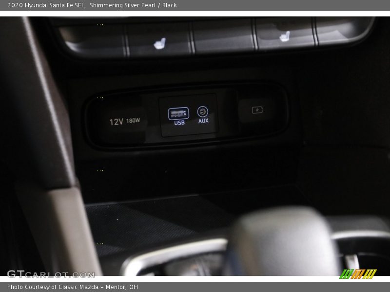 Shimmering Silver Pearl / Black 2020 Hyundai Santa Fe SEL