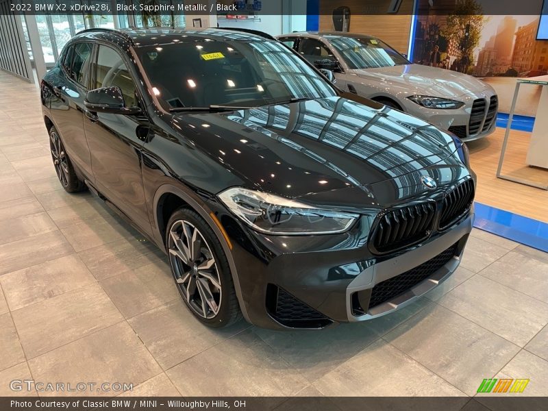 Front 3/4 View of 2022 X2 xDrive28i