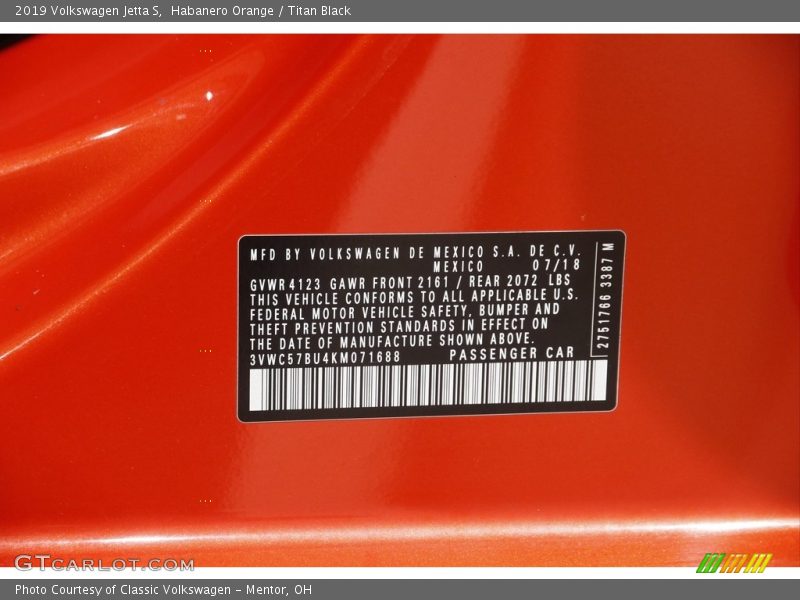 Habanero Orange / Titan Black 2019 Volkswagen Jetta S