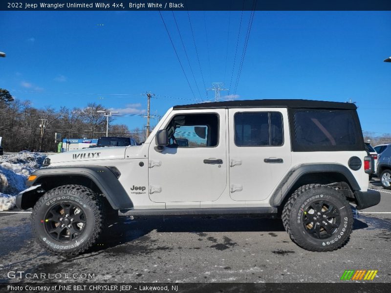 Bright White / Black 2022 Jeep Wrangler Unlimited Willys 4x4