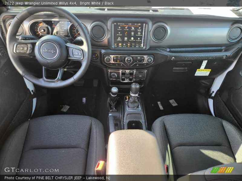 Bright White / Black 2022 Jeep Wrangler Unlimited Willys 4x4