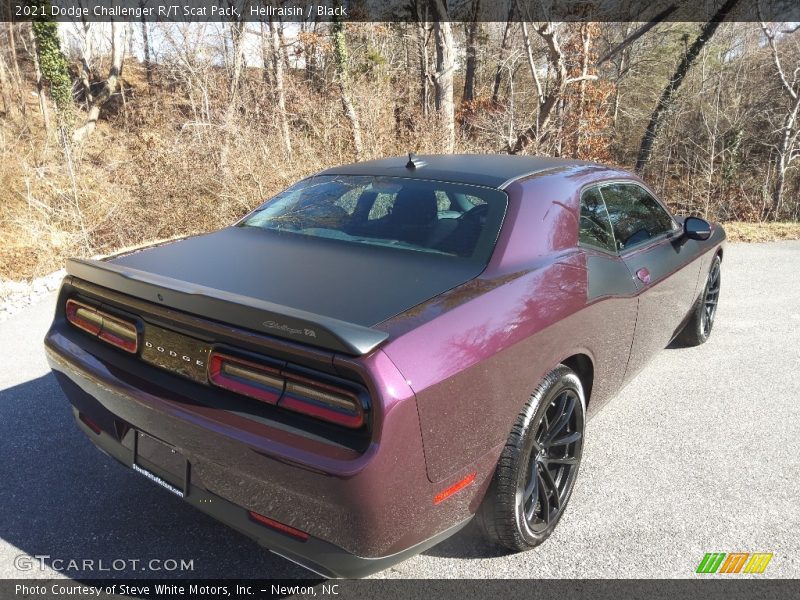 Hellraisin / Black 2021 Dodge Challenger R/T Scat Pack