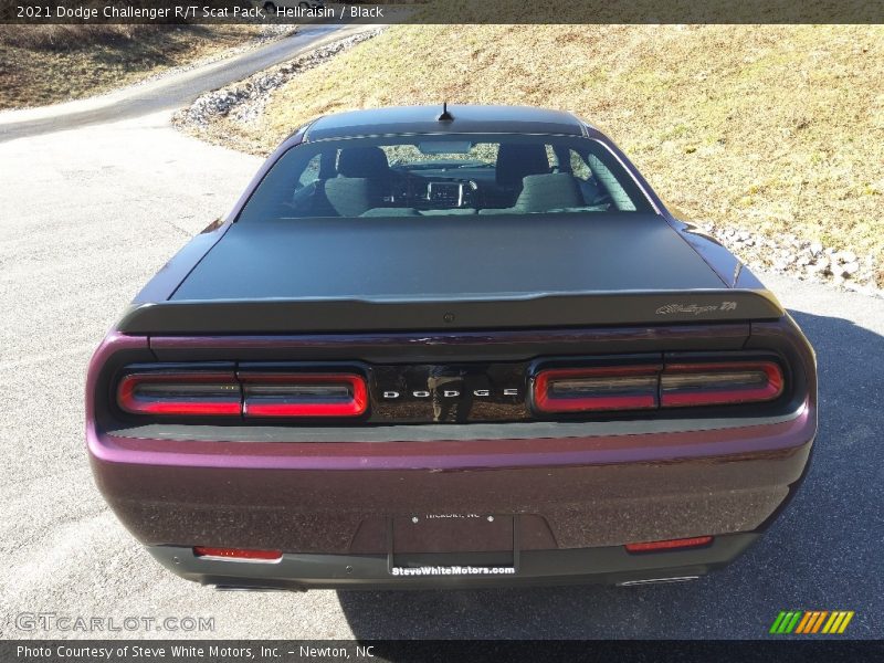 Hellraisin / Black 2021 Dodge Challenger R/T Scat Pack