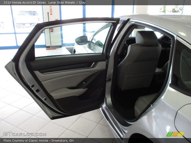 Lunar Silver Metallic / Gray 2018 Honda Accord EX Sedan