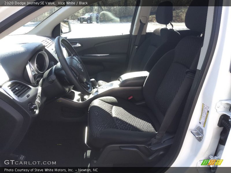 Vice White / Black 2020 Dodge Journey SE Value