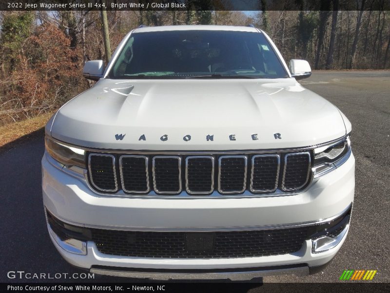 Bright White / Global Black 2022 Jeep Wagoneer Series III 4x4