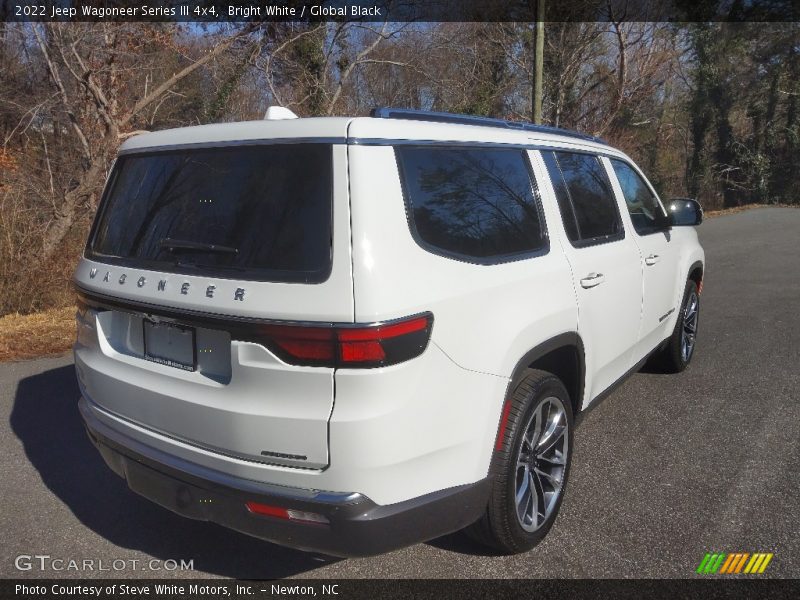 Bright White / Global Black 2022 Jeep Wagoneer Series III 4x4