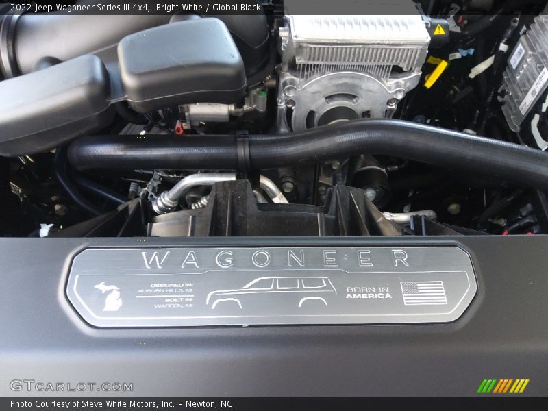 Bright White / Global Black 2022 Jeep Wagoneer Series III 4x4