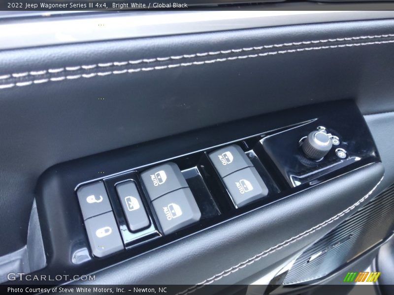 Bright White / Global Black 2022 Jeep Wagoneer Series III 4x4