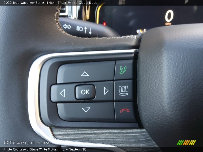 Bright White / Global Black 2022 Jeep Wagoneer Series III 4x4