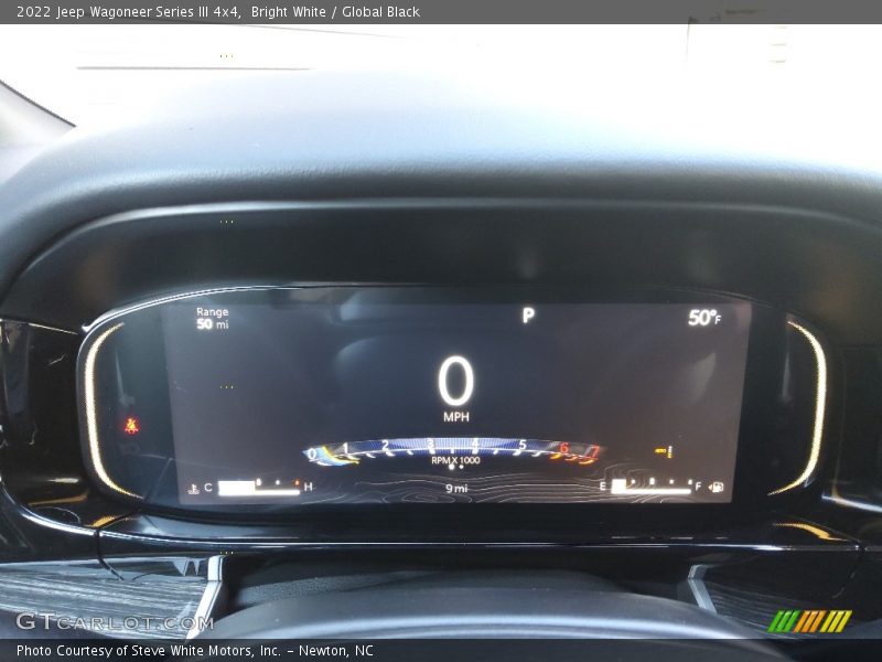 Bright White / Global Black 2022 Jeep Wagoneer Series III 4x4