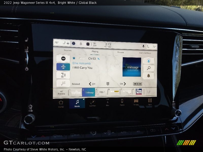 Bright White / Global Black 2022 Jeep Wagoneer Series III 4x4