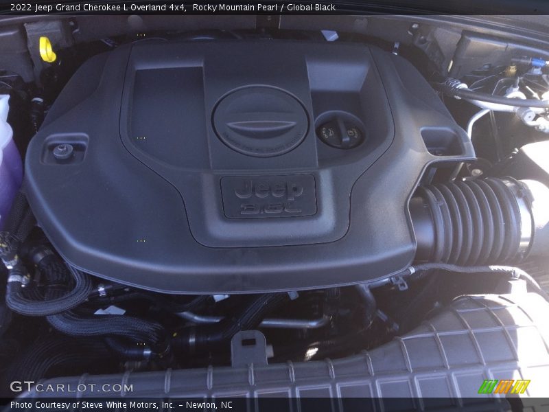 Rocky Mountain Pearl / Global Black 2022 Jeep Grand Cherokee L Overland 4x4