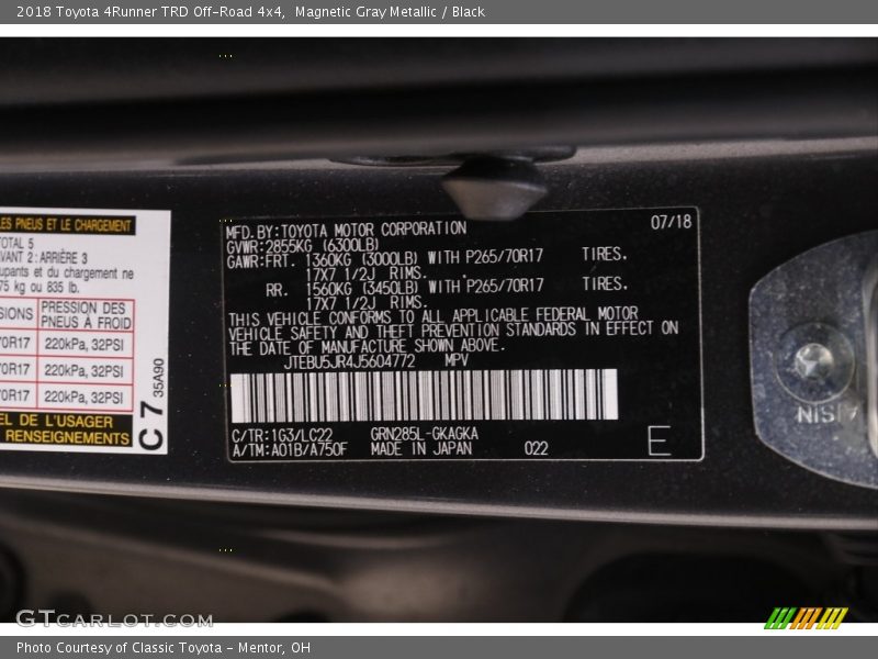 Magnetic Gray Metallic / Black 2018 Toyota 4Runner TRD Off-Road 4x4