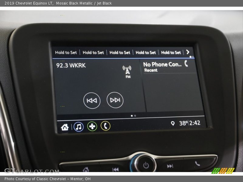 Mosaic Black Metallic / Jet Black 2019 Chevrolet Equinox LT