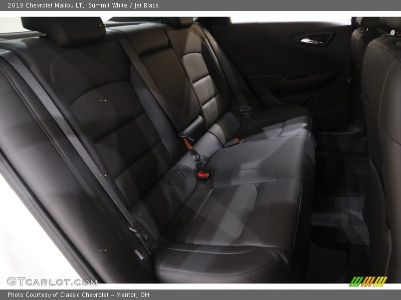 Summit White / Jet Black 2019 Chevrolet Malibu LT