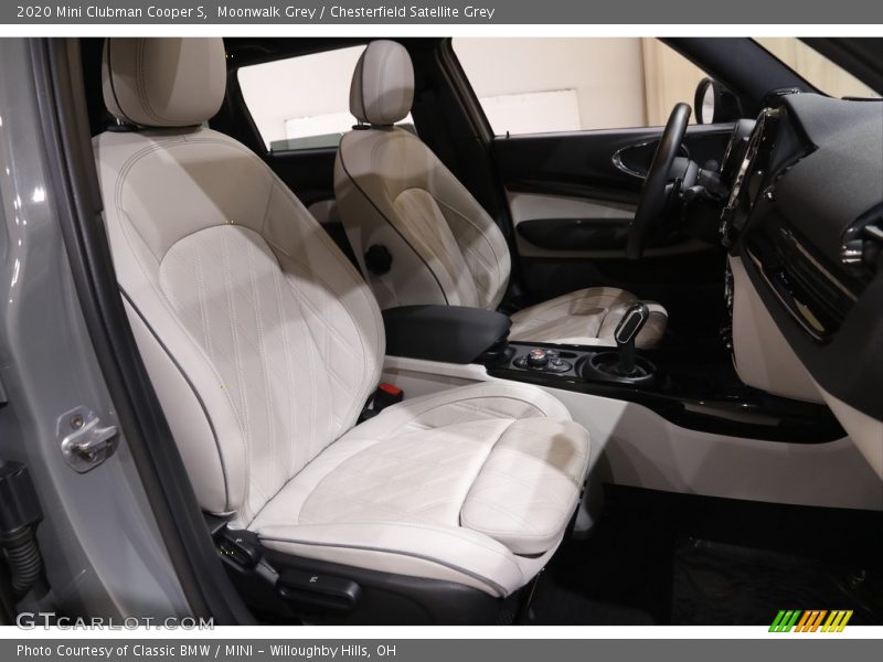 Front Seat of 2020 Clubman Cooper S