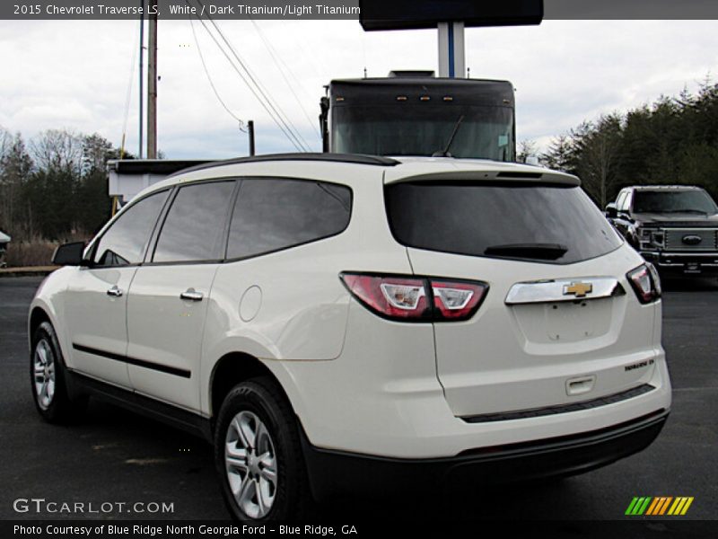 White / Dark Titanium/Light Titanium 2015 Chevrolet Traverse LS