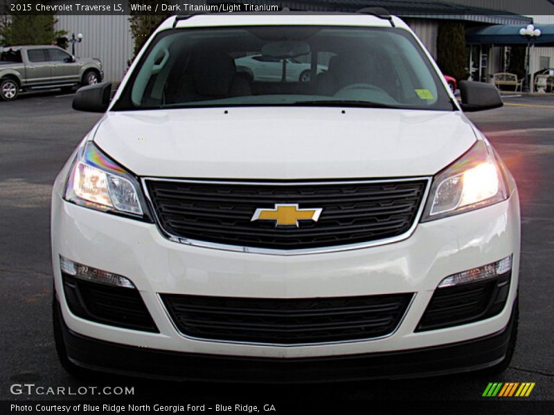 White / Dark Titanium/Light Titanium 2015 Chevrolet Traverse LS