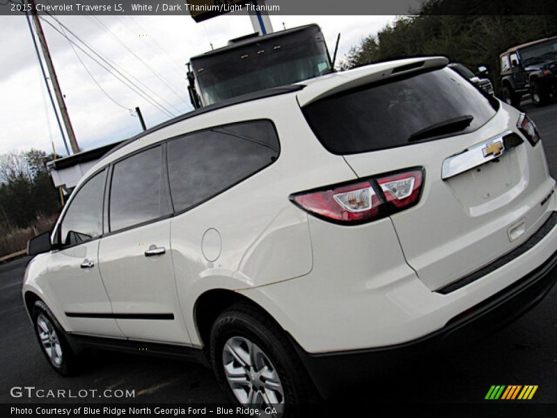 White / Dark Titanium/Light Titanium 2015 Chevrolet Traverse LS