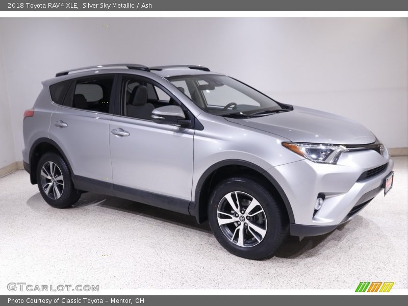 Silver Sky Metallic / Ash 2018 Toyota RAV4 XLE