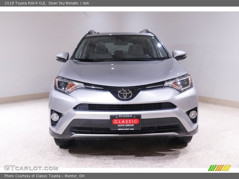 Silver Sky Metallic / Ash 2018 Toyota RAV4 XLE