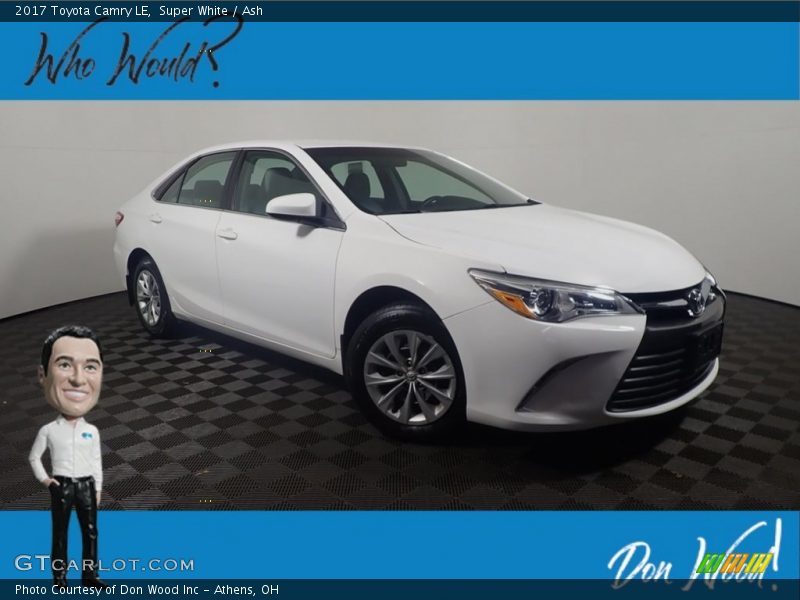 Super White / Ash 2017 Toyota Camry LE