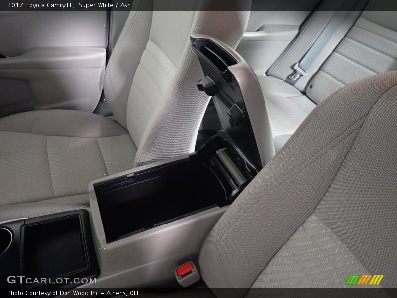 Super White / Ash 2017 Toyota Camry LE