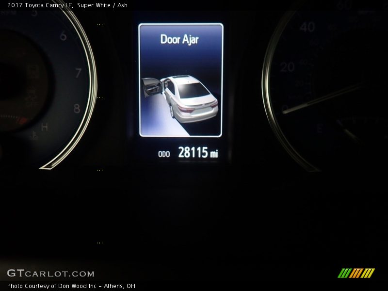 Super White / Ash 2017 Toyota Camry LE