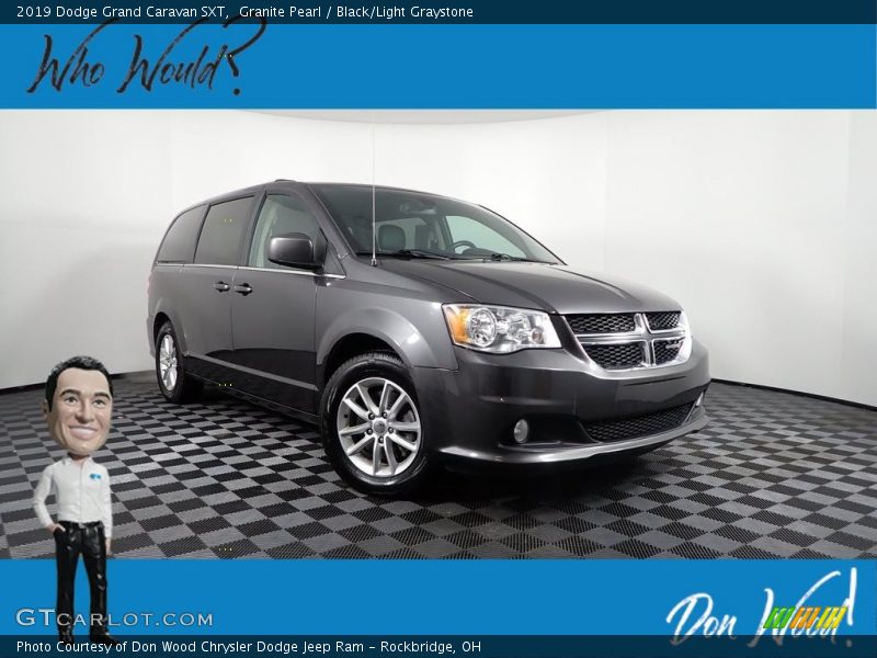 Granite Pearl / Black/Light Graystone 2019 Dodge Grand Caravan SXT