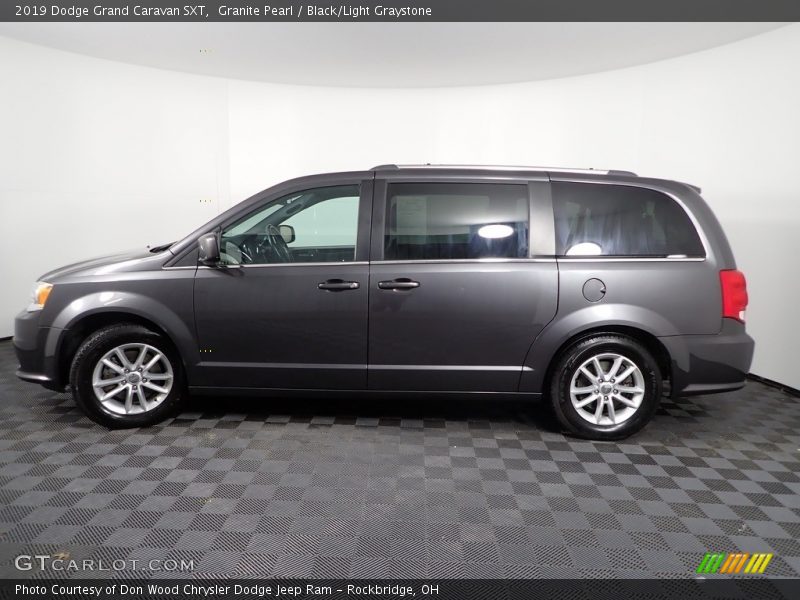 Granite Pearl / Black/Light Graystone 2019 Dodge Grand Caravan SXT