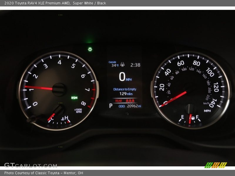 Super White / Black 2020 Toyota RAV4 XLE Premium AWD