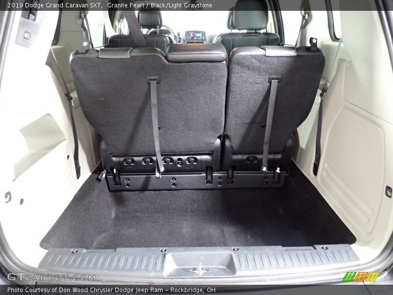 Granite Pearl / Black/Light Graystone 2019 Dodge Grand Caravan SXT