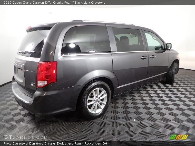 Granite Pearl / Black/Light Graystone 2019 Dodge Grand Caravan SXT