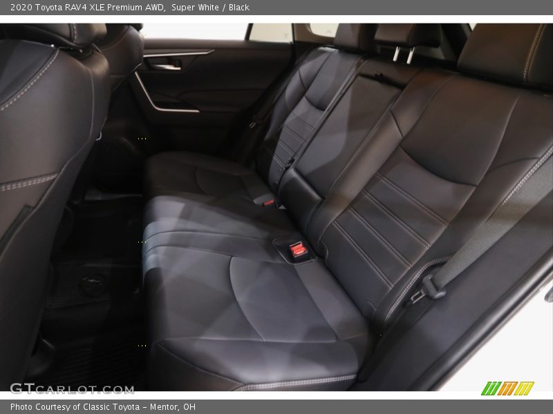 Super White / Black 2020 Toyota RAV4 XLE Premium AWD
